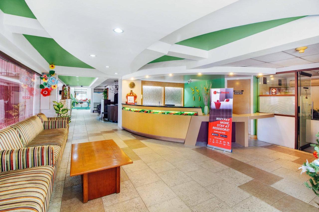 Reddoorz Plus Near Mango Avenue Cebu Exteriör bild